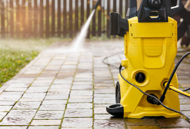Professional Pressure Washing Services in Western Lake, TX